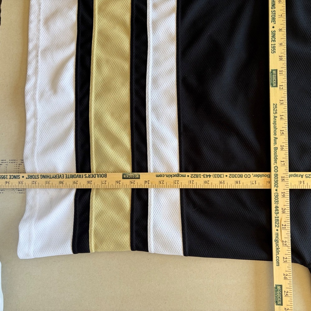 Y2K Colosseum Colorado Buffaloes Hockey Jersey - Picture 5 of 5